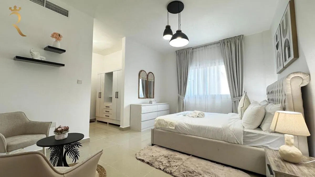 Al Reef Retreat Your 1Br Sofa Beds, Pool And Gym Lägenhet Abu Dhabi
