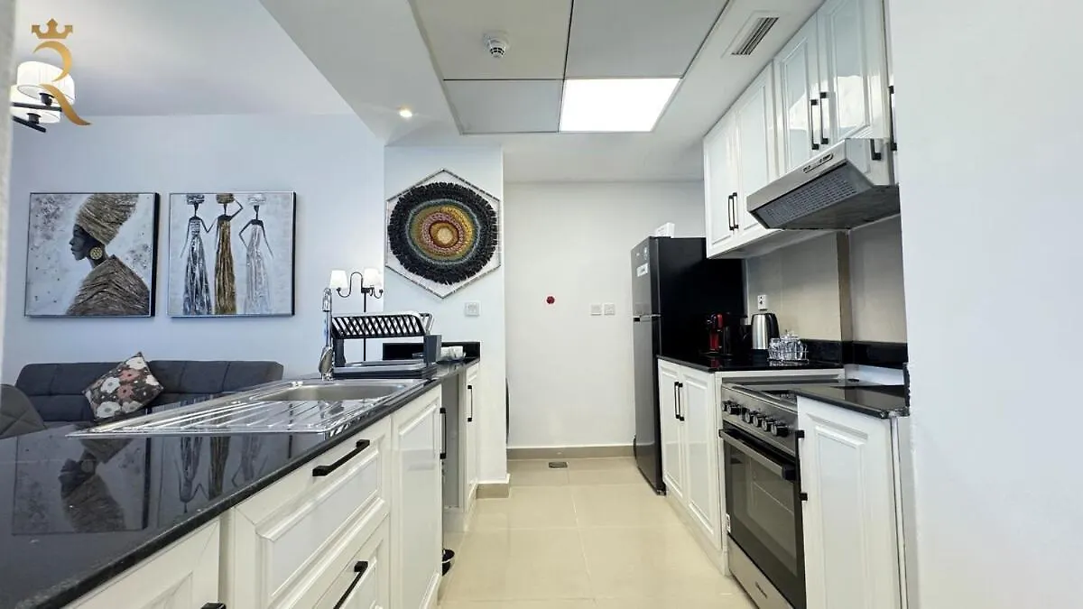 Al Reef Retreat Your 1Br Sofa Beds, Pool And Gym Förenade Arabemiraten