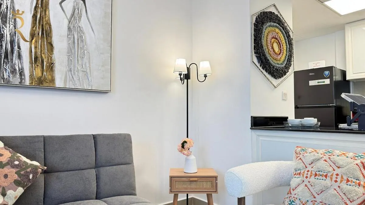 Al Reef Retreat Your 1Br Sofa Beds, Pool And Gym איחוד האמירויות הערביות
